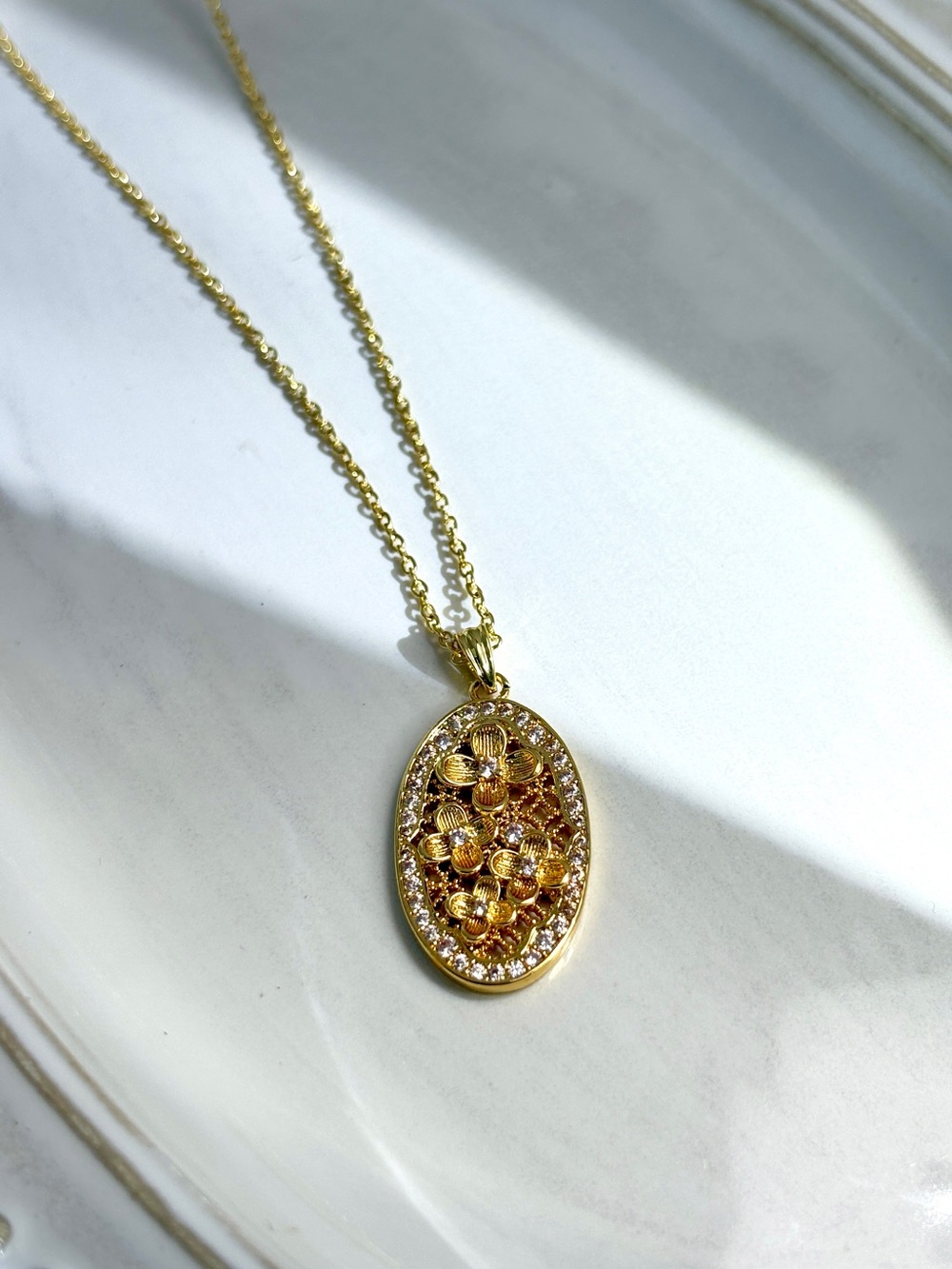 Floral Oval Pendant Necklace - Women Jewelry